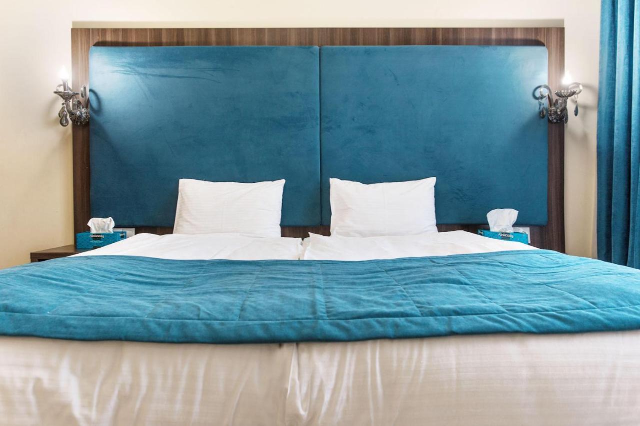 Hotel Baron أوديسا المظهر الخارجي الصورة