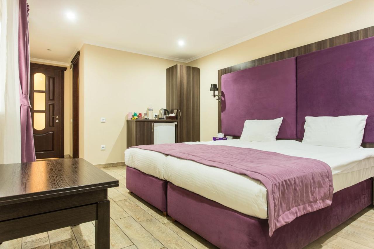 Hotel Baron أوديسا المظهر الخارجي الصورة