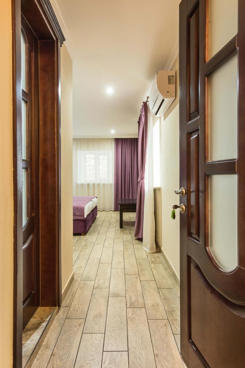 Hotel Baron أوديسا المظهر الخارجي الصورة
